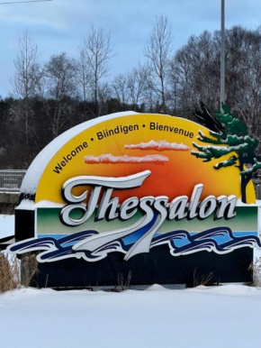 Thessalon Luxury House on 14614 Highway 17